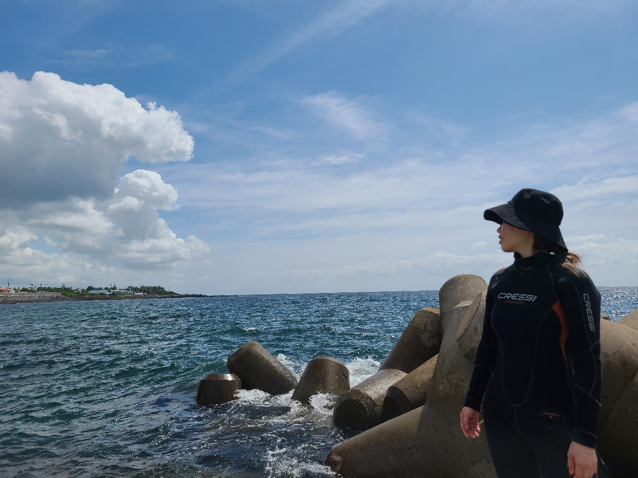 美しい済州島の海で一緒にダイビングをたのしみませんか。