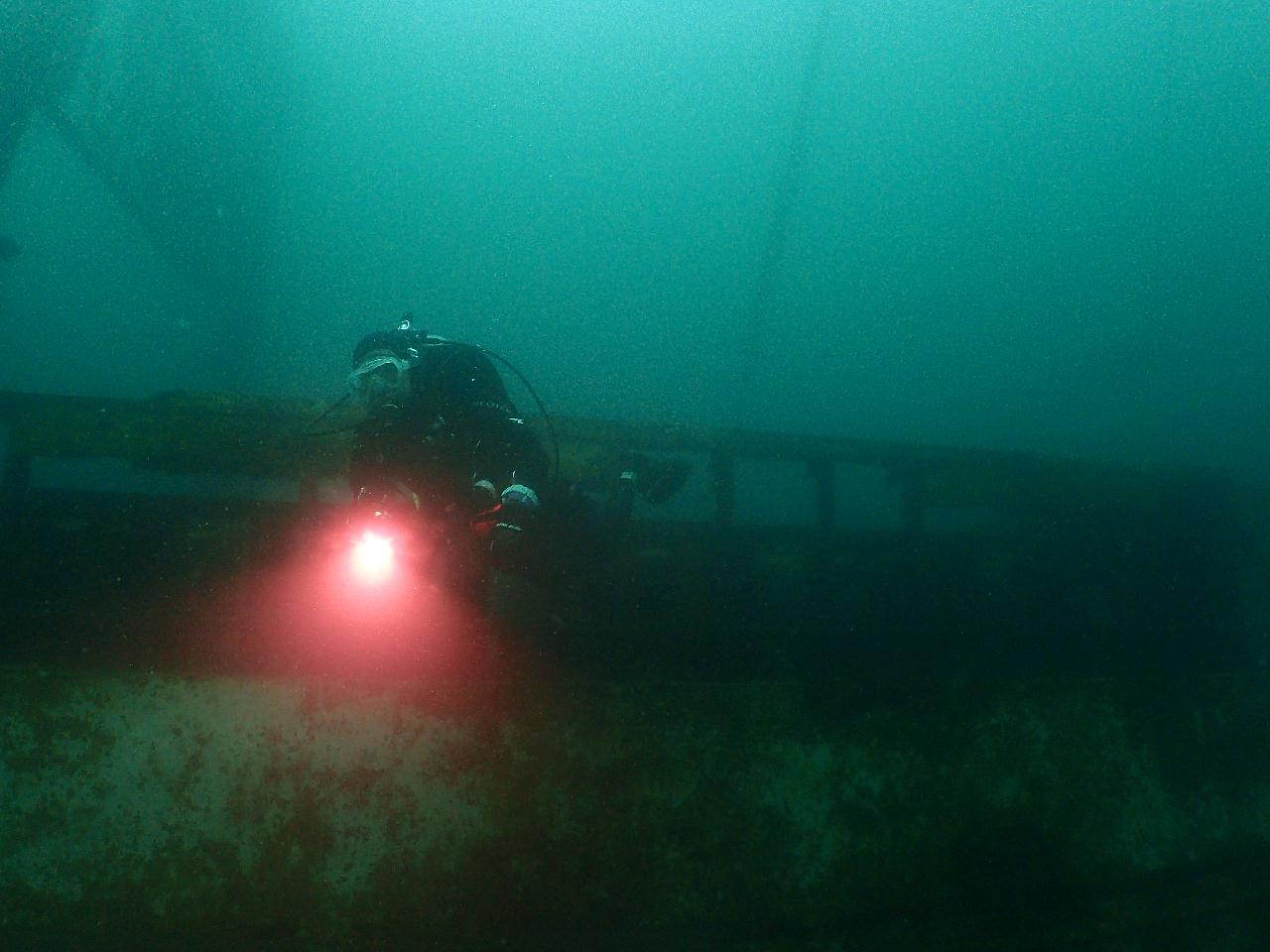 동해에 투하된 강원도 강릉 대형 난파선 엠버 33