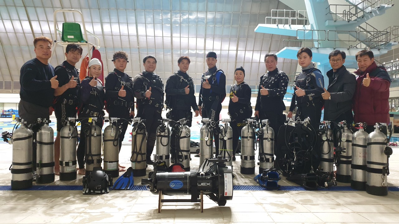 컴퓨터 재부팅됨