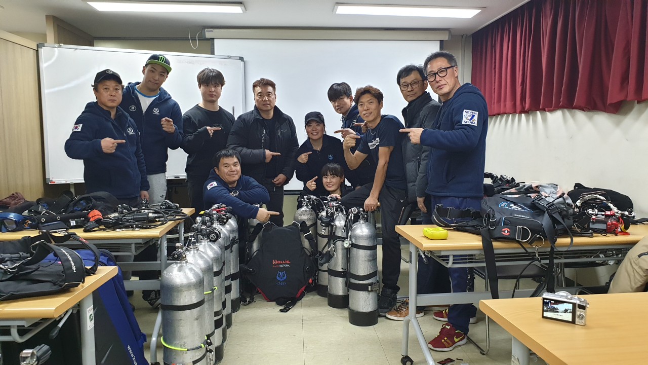 컴퓨터 재부팅됨