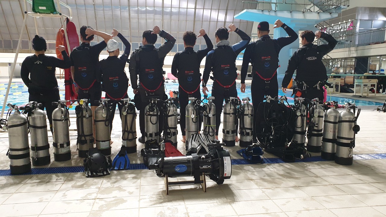 컴퓨터 재부팅됨