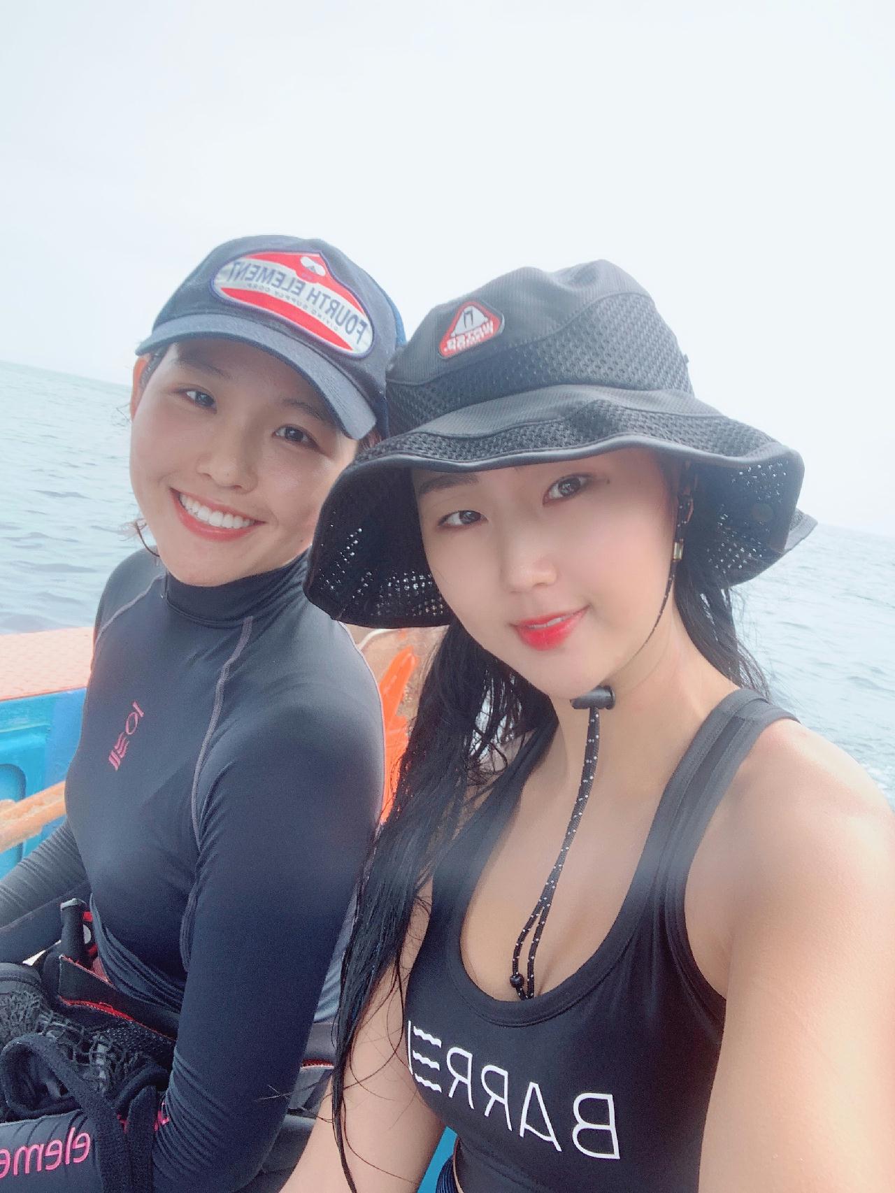 Fun diving with my best buddy Yun-hee! ❤️