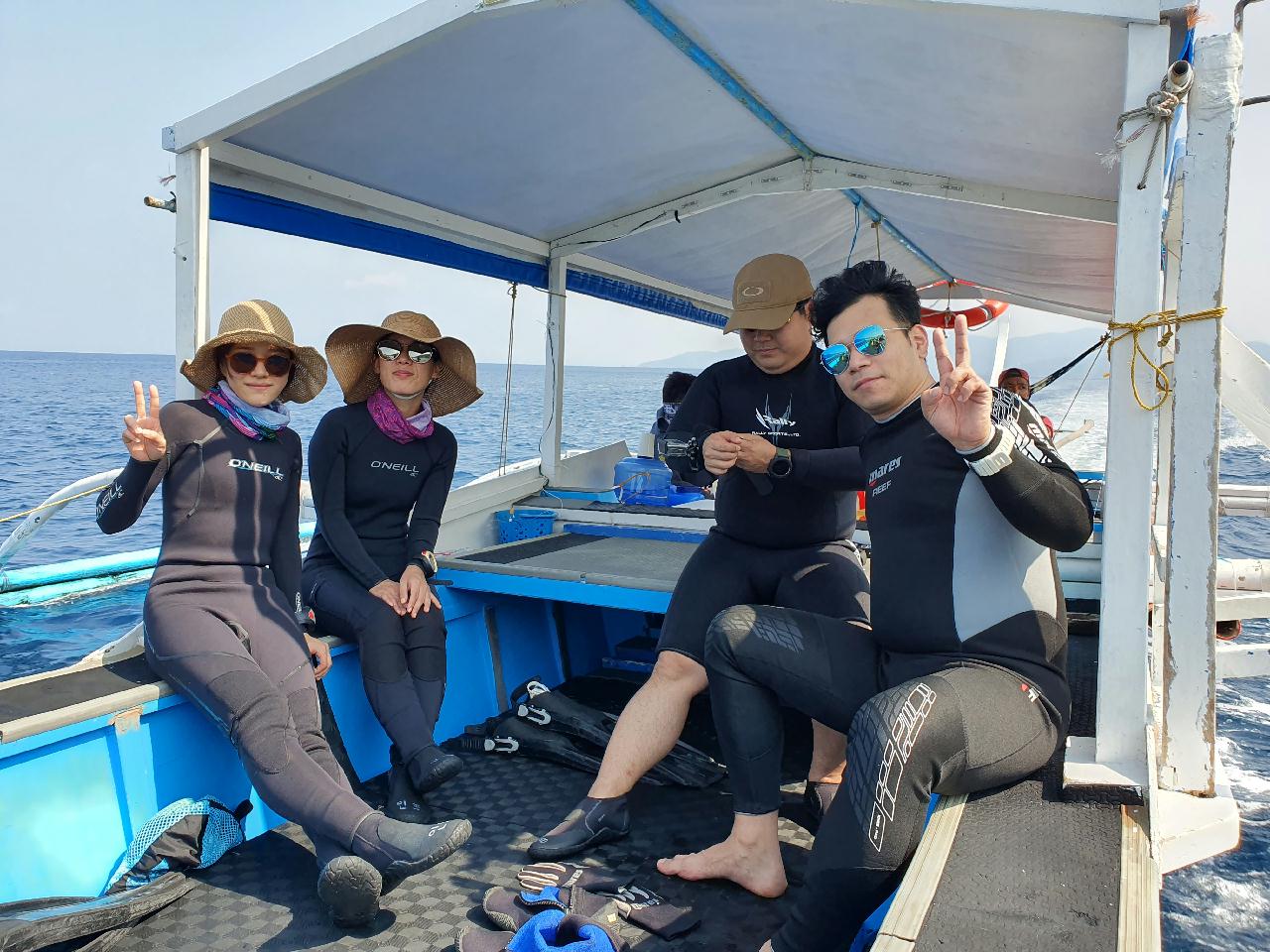 아닐라오 - Monte carlo   House  reefs