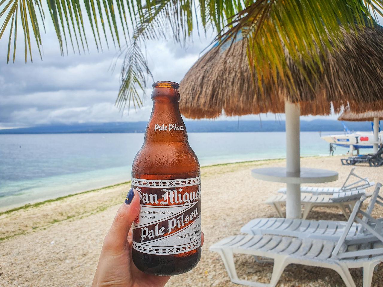 강원도 양양에 오셔서 산미구엘 맥주 한잔 하세요.