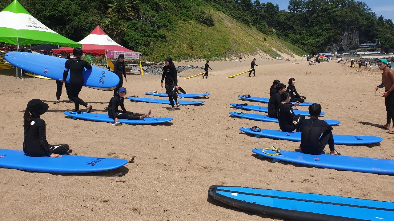 어서와! 제주도 중문에서 서핑은 처음이지? 서린이의 서핑 입문.