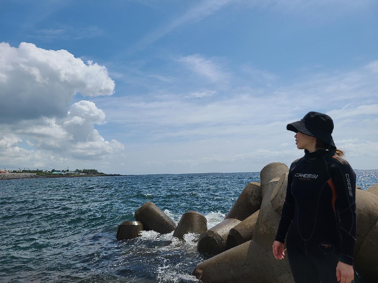 日本からダイブマップ(DIVEMAP)に来たマキさんと済州島の海を探検しました。