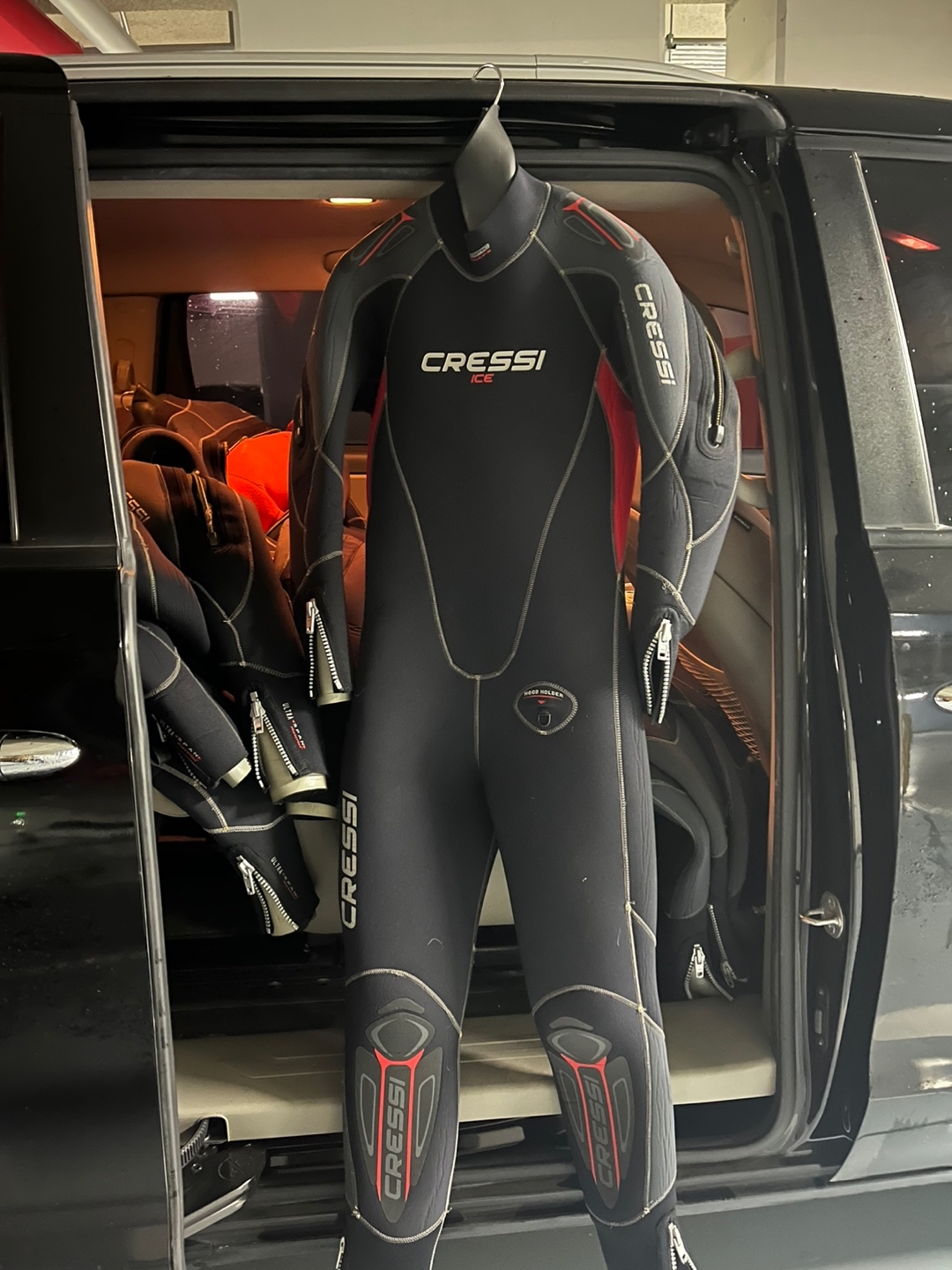cressi ice 7mm 슈트