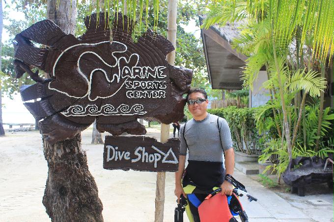 Dos Palmas,Palawan,PHILIPPINES - Helen