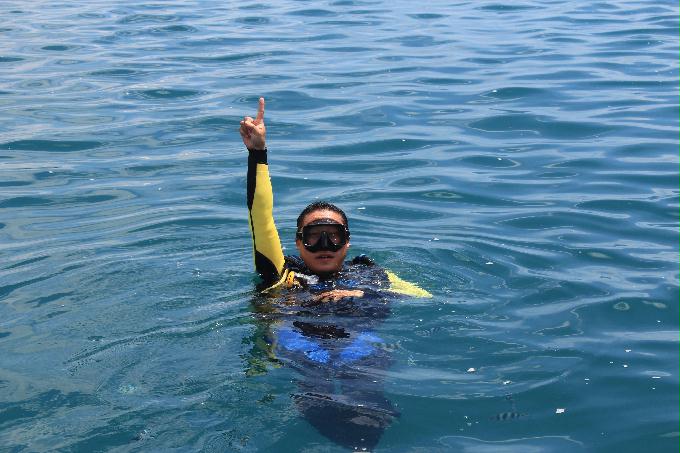 Dos Palmas,Palawan,PHILIPPINES - Helen