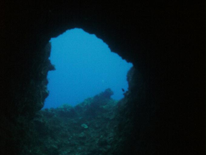 펀다이빙 - 사이판 다이브Y2K - 티니얀 그루토(TINIAN GROTTO)