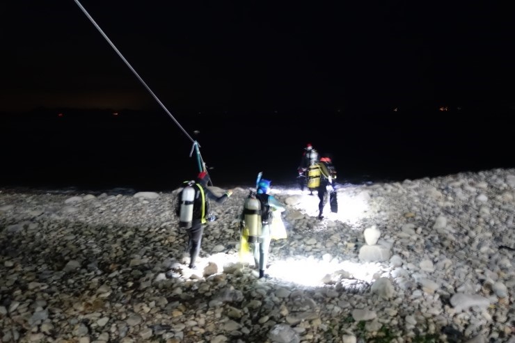 야간다이빙 - 경남 남해 하야루비 - 비치