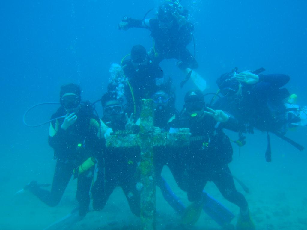 deep &  - SM Resort Anilao - phillippines - Dive&Trek