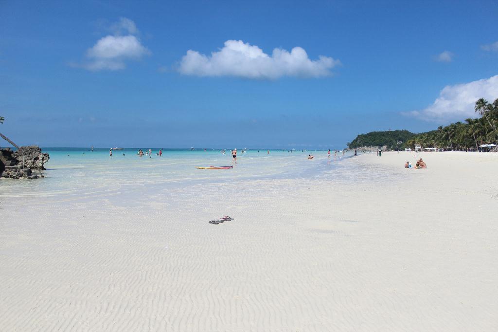 Boracay,PHILIPPINES - Fridays rock