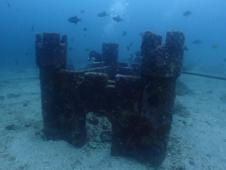 펀다이빙 - 필리핀 아닐라오 킹콩다이브리조트 - 성당바위