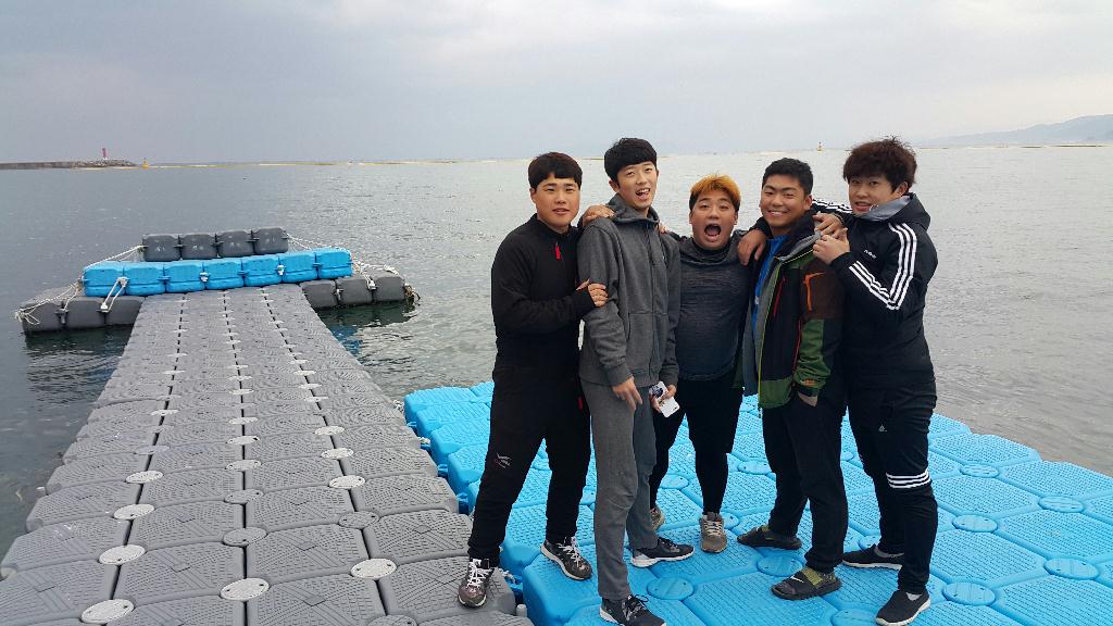 잘피 뽑는 작업 - 후포항