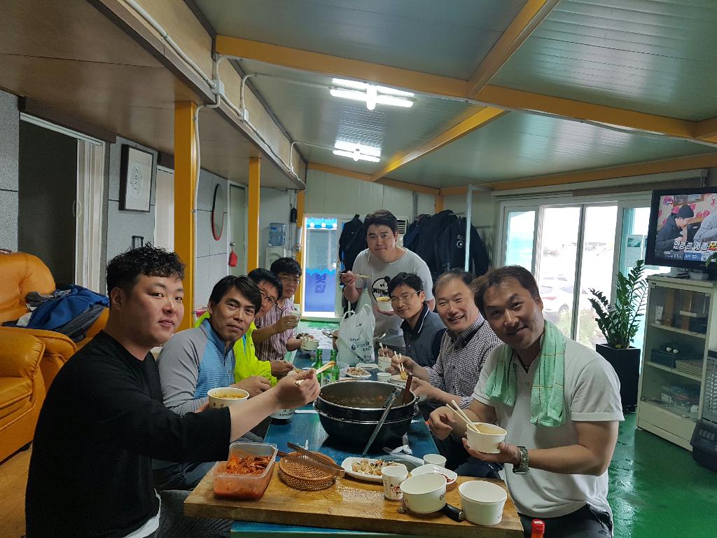 아라스쿠버클럽 