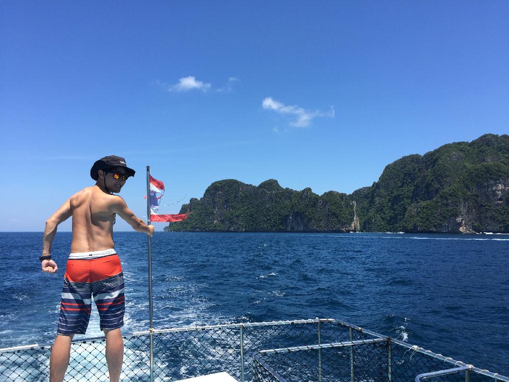 Fun diving - Ko PhiPhi - Viking Cave