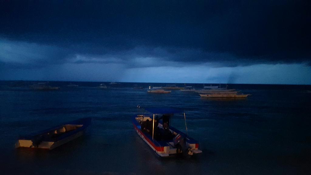 나이트 다이빙 - BOHOL Blue Water Resort - Night Diving 