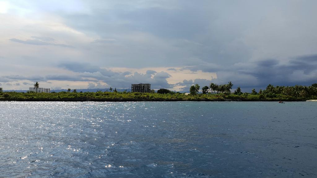 Cebu tour - Cebu CNC Dive Resort - Tambuly airplane