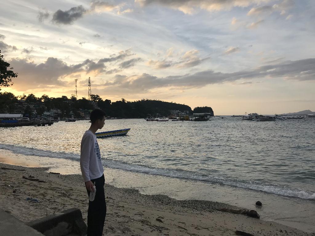 sabang  - hole in the wall