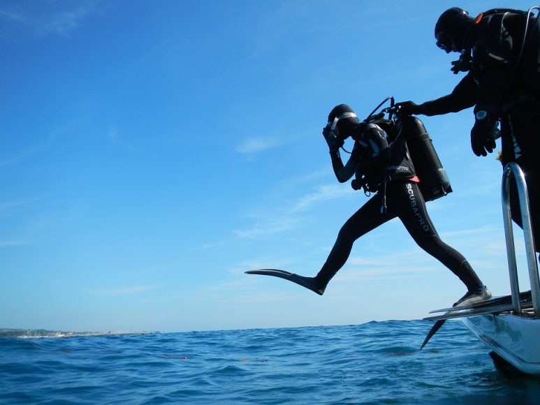 스쿠버 다이빙이란 (What is SCUBA Diving)
