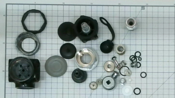 ✔ 분해 (Disassembly)